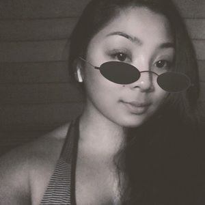 Meet your Posher, Lala